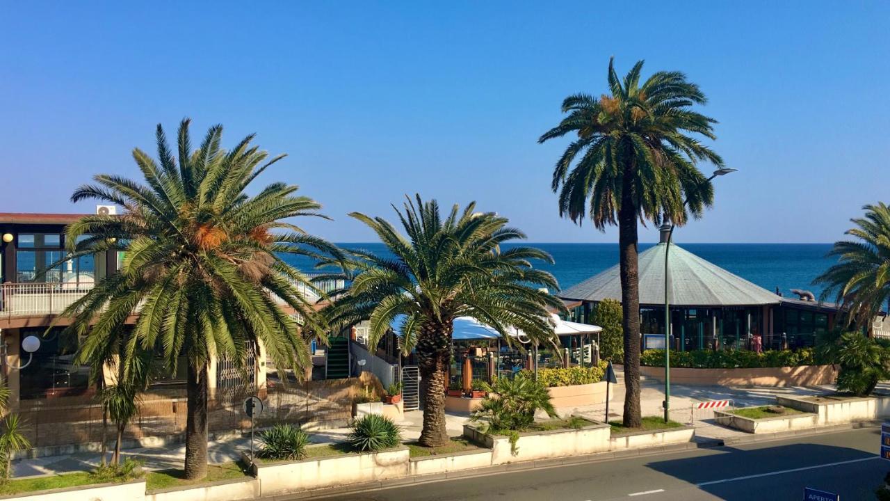 Hotel Serena Arenzano Εξωτερικό φωτογραφία